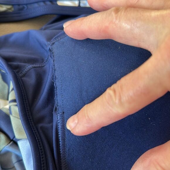 Land's End plus high neck tugless 1 piece bathing suit deep sea navy lilies Var - Picture 8 of 9